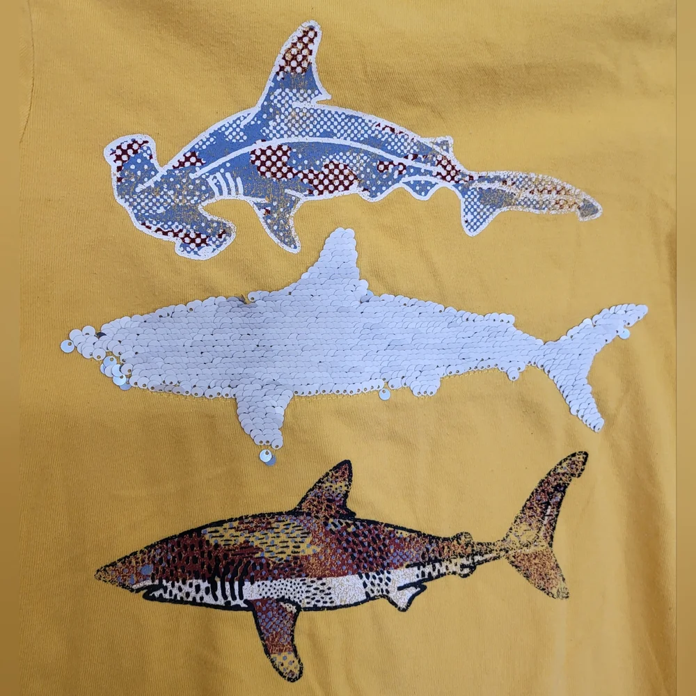 Gap Kids Boys Yellow 3 Shark‎ Sequin Crew Neck Long Sleeve Cotton T-shirt Medium